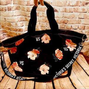 Beautiful pink and red rose Victoria’s Secret weekend bag.